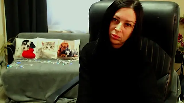 Živý XXX chat SweetLouise_