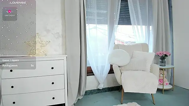 Selena_Reeves Webcam show