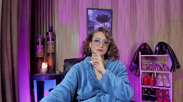 แชท XXX สดของ AdeleMourfg