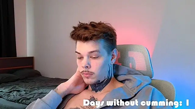 DENIS_HERE লাইভ XXX চ্যাট