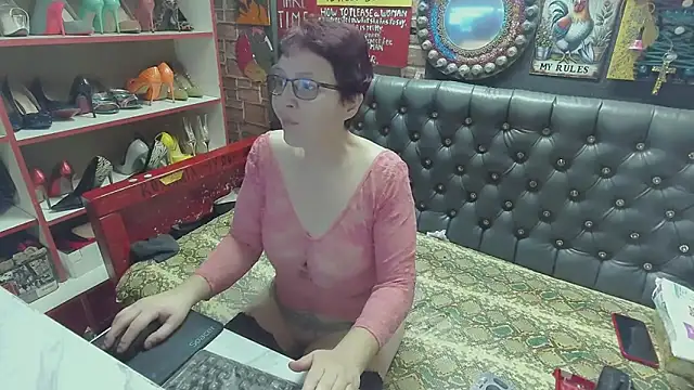 Lily4yourfun Webcamshow