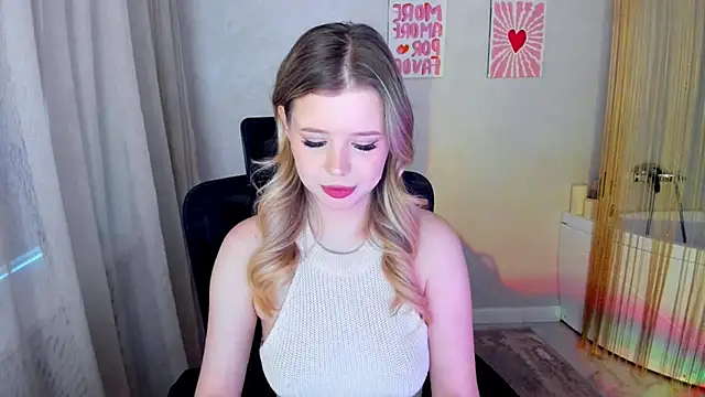 Živý XXX chat FollowLovee