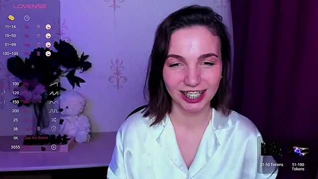 KindHazelHere_ 即時 XXX 聊天