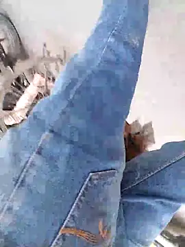 avi007p Chat XXX live