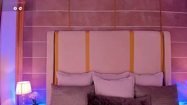 XXX chat uživo modela AbigailCarter