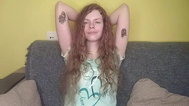 RayaNenlia: απευθείας συνομιλία ΧΧΧ