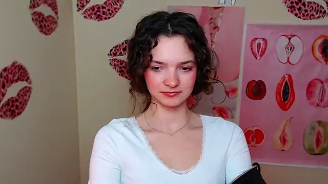 Chat +18 de _SusieSu_ ao vivo