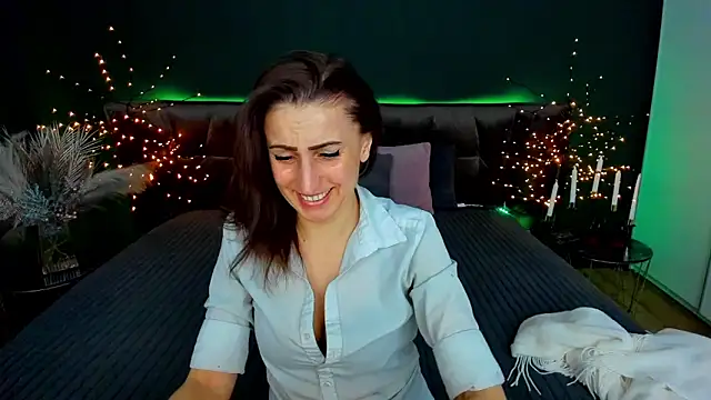 دردشة Rebecca_Diamond الجنسية المباشرة