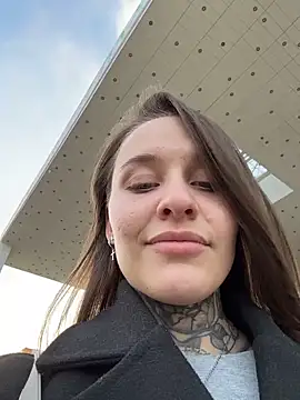 แชท XXX สดของ KishaMur