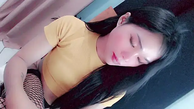 Amomentoflust99のライブXXXチャット