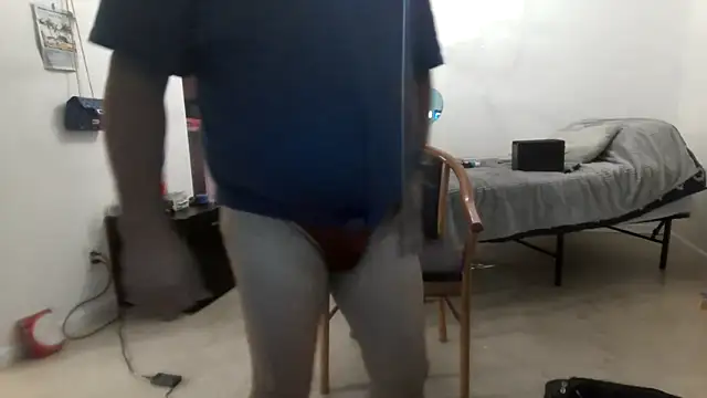 Peachestabby147 webkamerás műsora