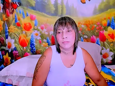 indianroxy: απευθείας συνομιλία ΧΧΧ