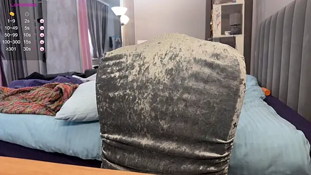 emily_is_here_ – Live XXX-chat