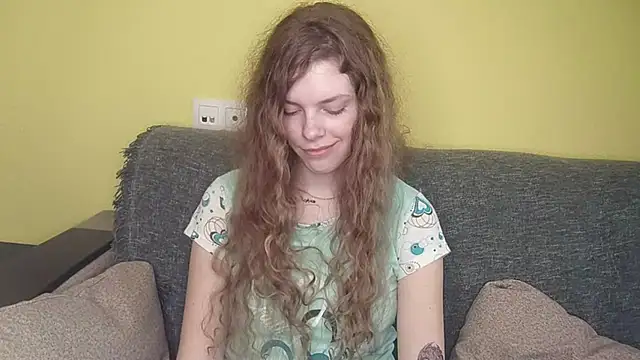 RayaNenlia Chat XXX in diretta