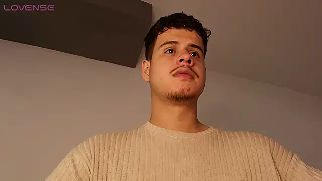 BjornSteel 라이브 XXX 채팅