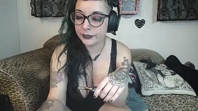 Missy-Dee's Live XXX Chat