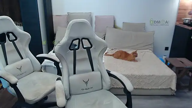 Sunny-Girl1's Live XXX Chat