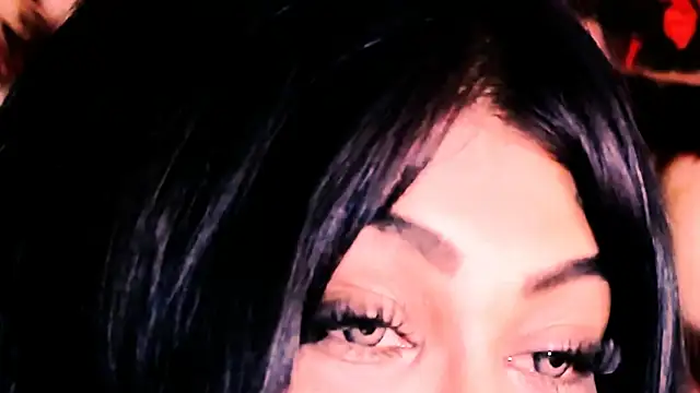 Živý XXX chat indian_dreamgirl