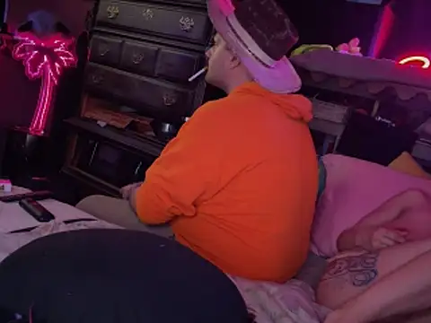 HodgeVibes webcam show