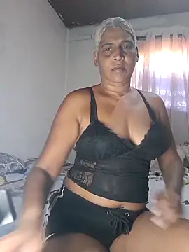 Chatroom XXX en direct de Goodgirlsue_77