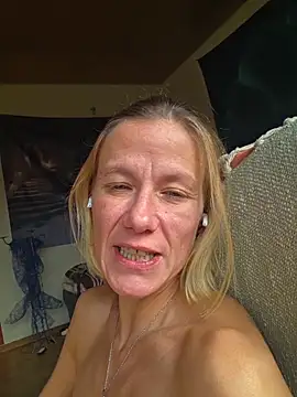 yola181 라이브 XXX 채팅