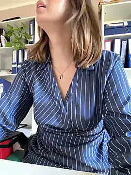 แชท XXX สดของ Hii_Lolla