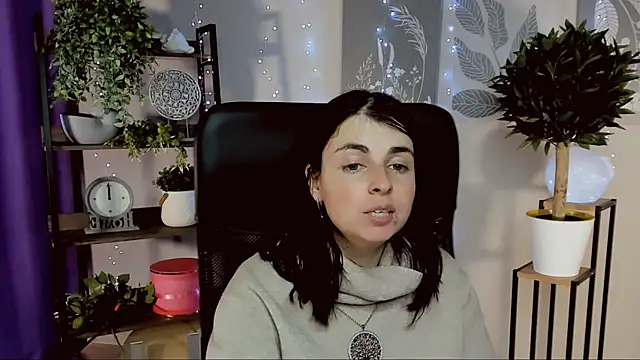 MartaEdams Adlı Modelin Canlı XXX Sohbeti