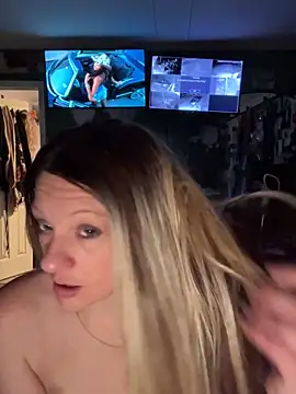 Chat +18 de queenkelly1234 ao vivo