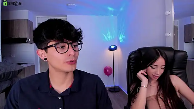 Mikeyvioleta_ 现场XXX聊天