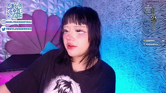 toky_doll's Live XXX Chat