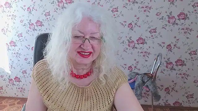 Maya_Mayflower's Live XXX Chat