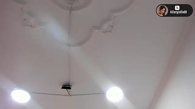 Hillary_Collins1 Chat XXX live