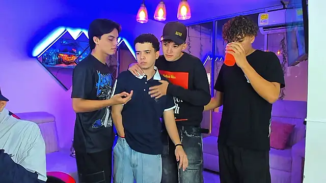 Houseofwarrios Live XXX-chat