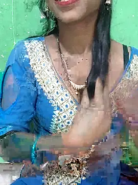 Itz_Aisha__: онлайн-секс-чат