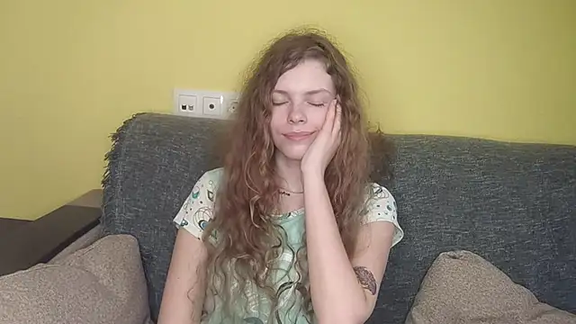 RayaNenlia Obrolan Langsung XXX