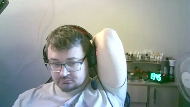 SirAbuser Pertunjukan Webcam