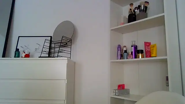 Ms-Lust1- – Live XXX-chat