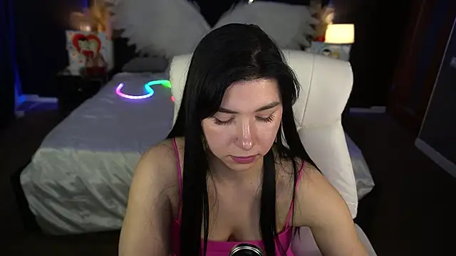 Chatroom XXX en direct de EmilyCandyy