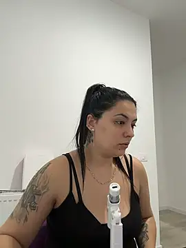 Show modela LuciaLoca na web-kameri