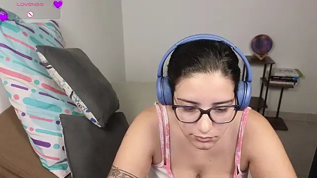 blue__moon_'s Live XXX Chat