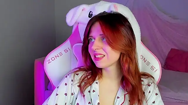 FreyaVey live XXX chat