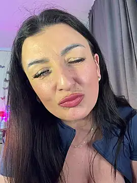 Chat +18 de Hotangel75 ao vivo