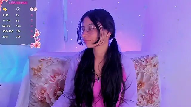 NayeCloud Live XXX-chat