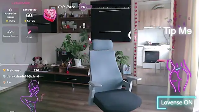 Онлайн чат XXX SofiaBoone