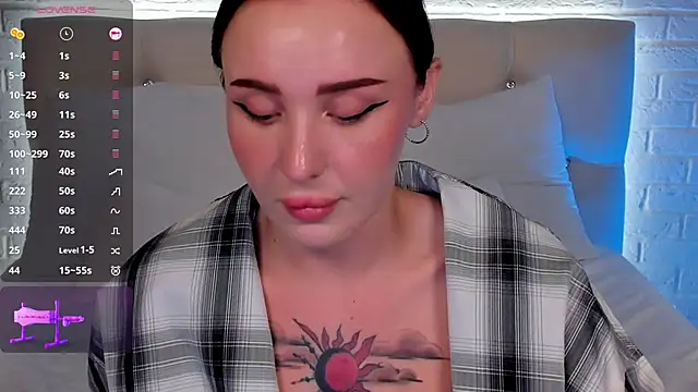 LianaFord 现场XXX聊天