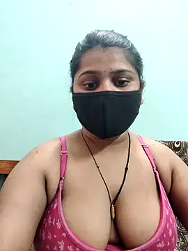 Hotty-simranのウェブカメラショー