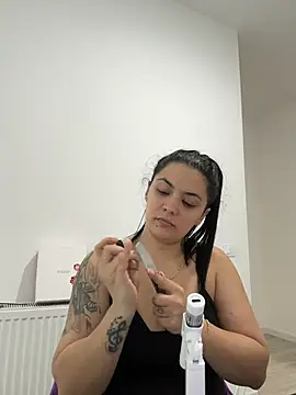 LuciaLoca 웹캠 쇼