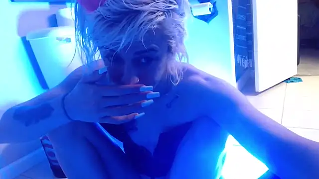 watermellonpussy: вебкам-шоу