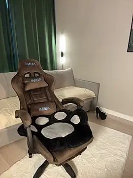 Chat +18 de Charming_Daphny ao vivo