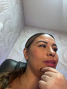 Chatroom XXX en direct de sexyyykloee